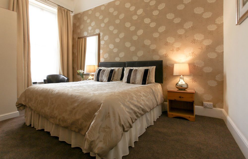 Bed and Breakfast Kethla House à Torquay Extérieur photo