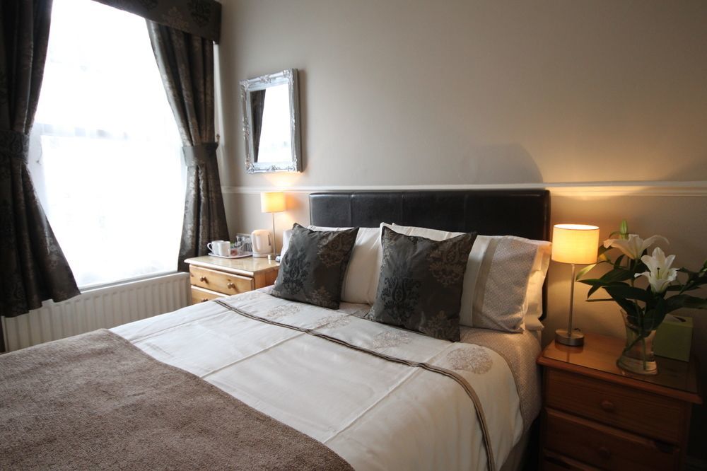 Bed and Breakfast Kethla House à Torquay Extérieur photo